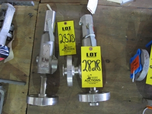 LOT (2) TO INCLUDE: (1) VALVE, RELIEF TYPE, 3/4" X 1" SIZE, 1900 PSIG SET PRESSURE RATING, 316 SS MATERIAL, FLANGED, 1500 LB X 300 LB CONNECTIONS, SO23-507-3 SPECIFICATION, 9551114E STYLE, PACKED LIFTING LEVER OPERATOR. , NO BACKPRESSURE, 400 F MAX TEMP, PART # 9551114E, (1) VALVE, RELIEF TYPE, 0.074 SQ IN ORIFICE KIND, 3/4" X 1" SIZE, 316 SS BASE & CYLINDER MATERIAL, ASME VIII, UV-STAMPED SPECIFICATION, SERIES 900 OMNI-TRIM STYLE, 17-4PH DISC HOLDER TRIM, 316 SS DISC SOFTGOODS, TYPE E (PACKED LIFTING LEVER WITH TEST GAG) OPERATOR, 1500 PSIG SET PRESSURE (5000 PSIG MAX) RATING, FLANGED X FNPT (1500# RF INLET X FNPT OUTLET) CONNECTIONS. PART # 9551817E (AGCO DWG DS-C78610-14) (W-51) LOADING & HANDLING FEE $15-